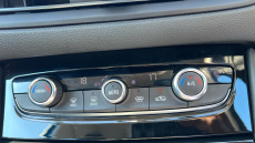 Vauxhall Grandland 1.2 Turbo Ultimate 5dr Auto Petrol Hatchback